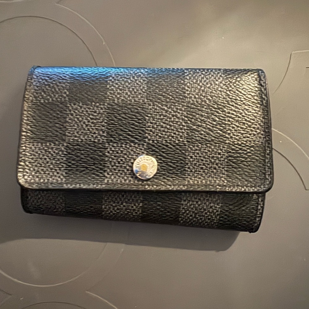 Louis Vuitton Damier‎ ebene key ring